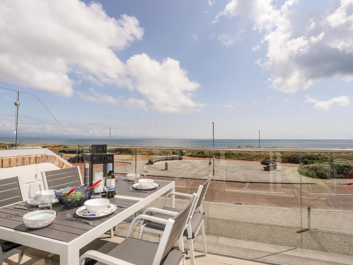 7 Min Y Traeth Villa Pwllheli Exteriör bild
