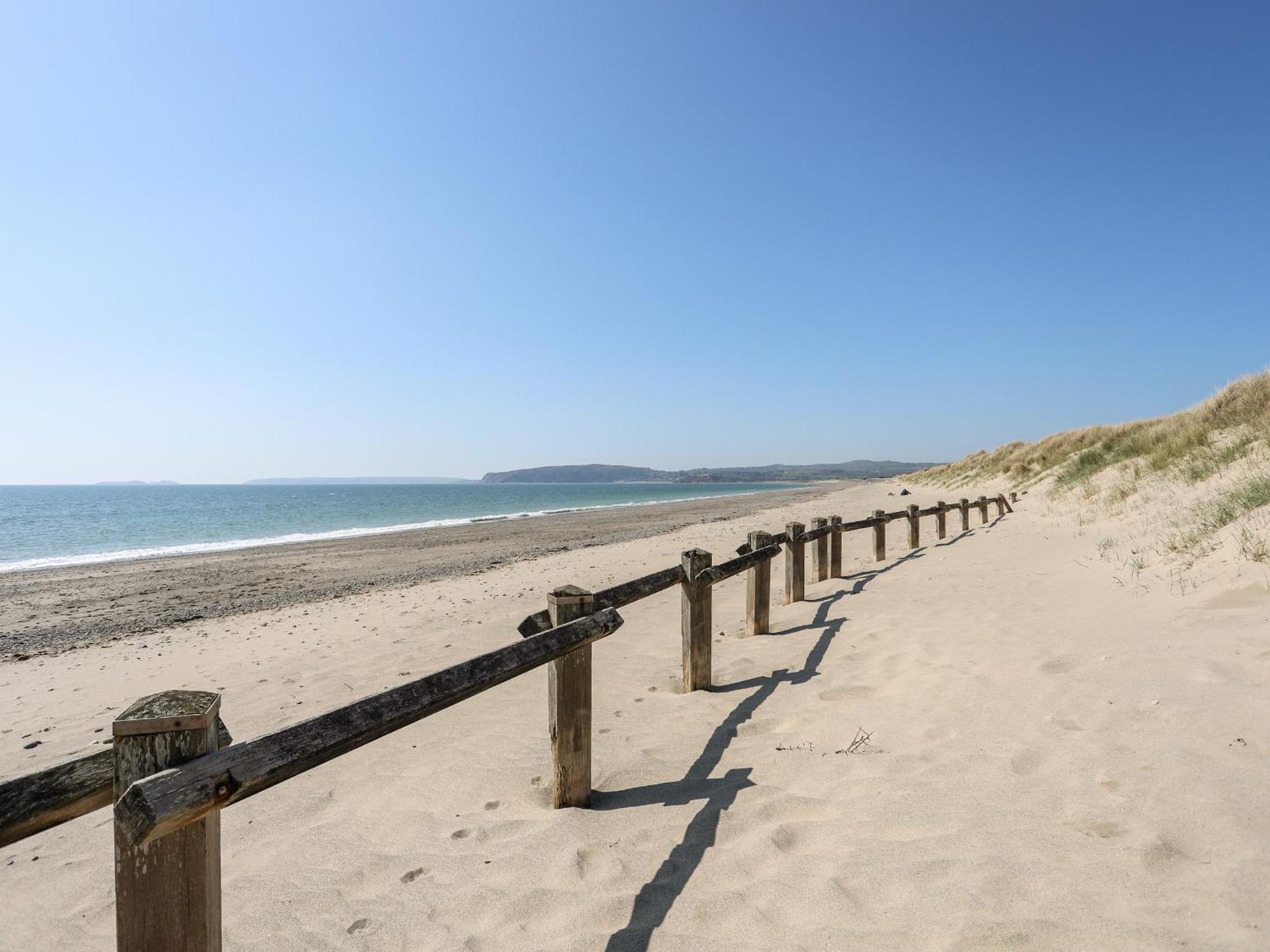 7 Min Y Traeth Villa Pwllheli Exteriör bild